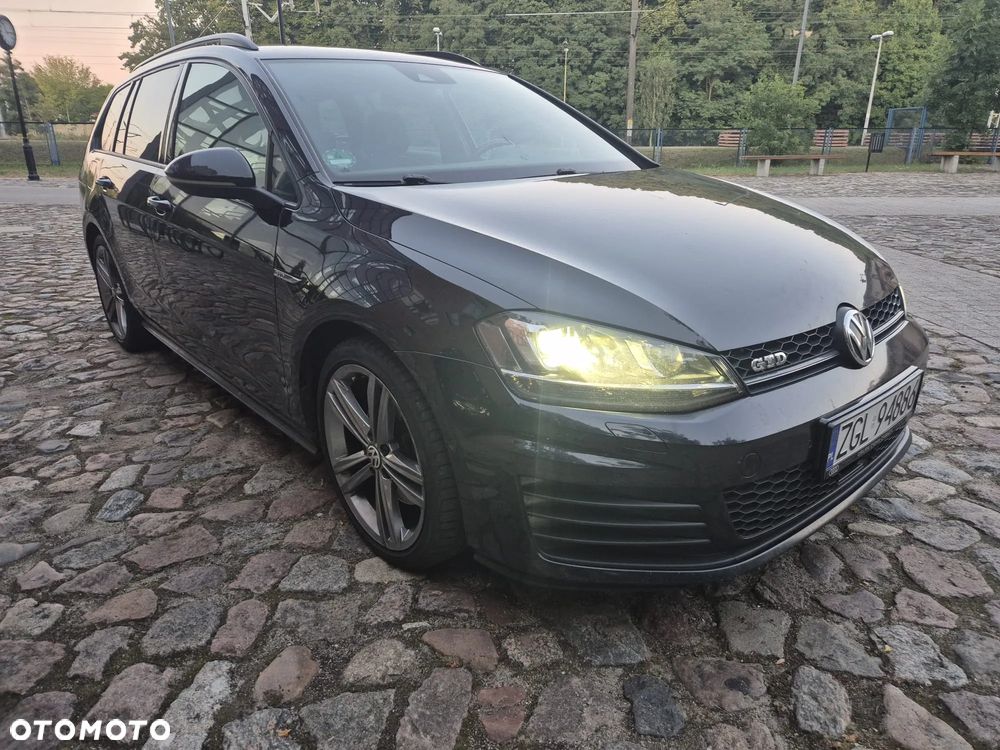 Volkswagen Golf 2.0 TDI BMT GTD DSG - 1