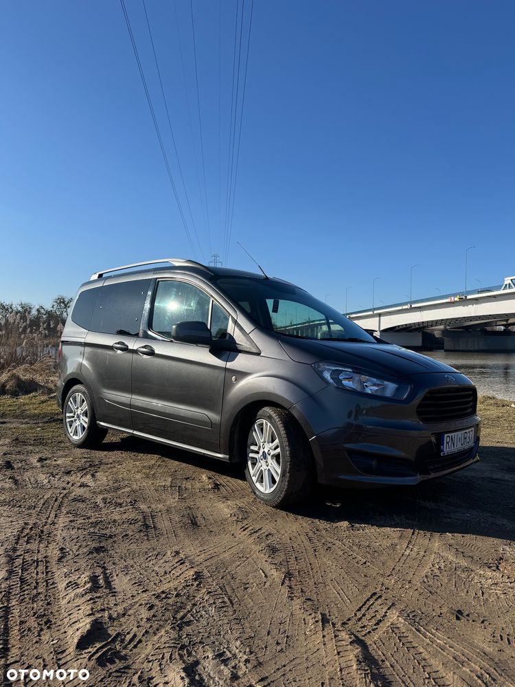 Ford Tourneo Courier 1.5 TDCi Trend - 10