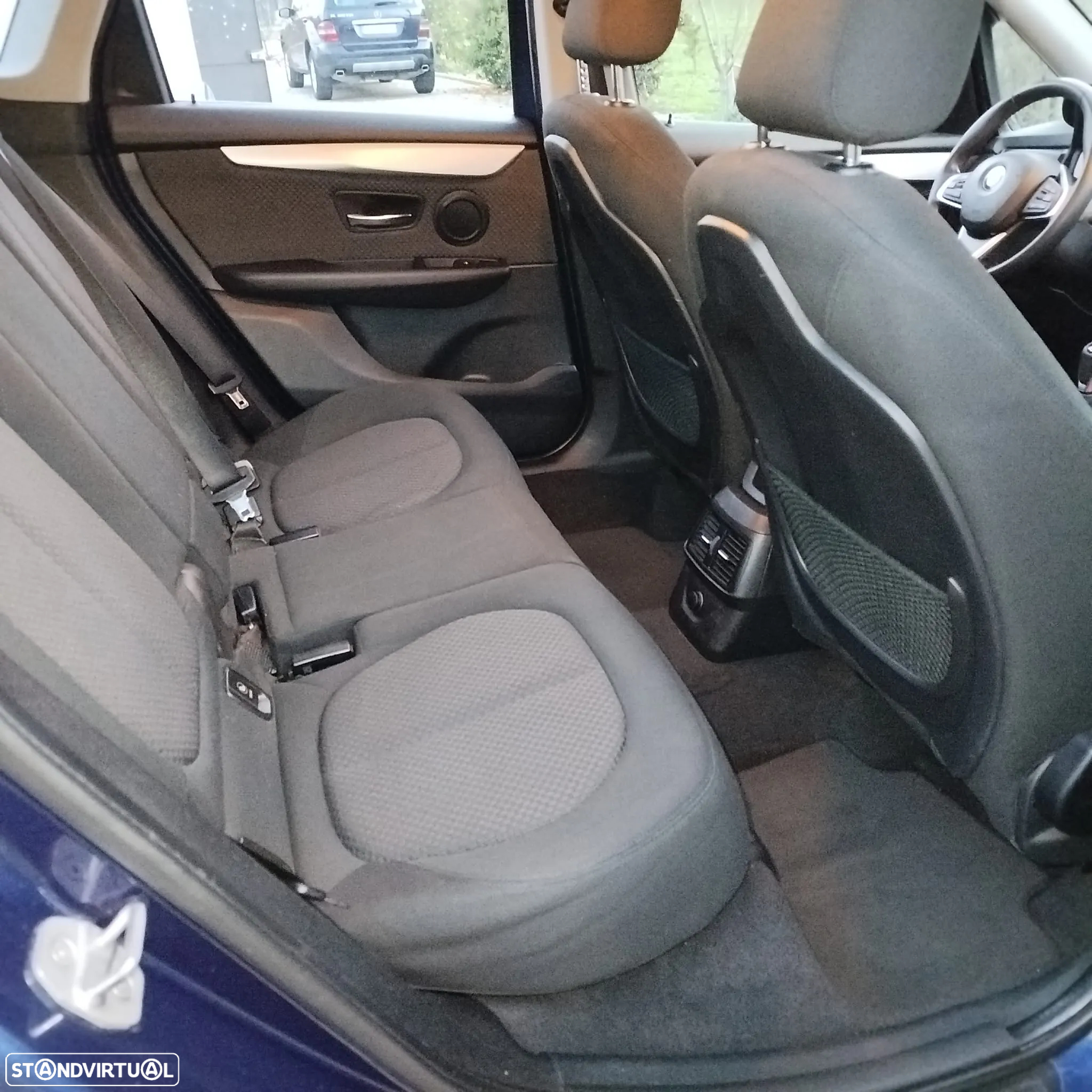 BMW 216 Gran Tourer d - 7