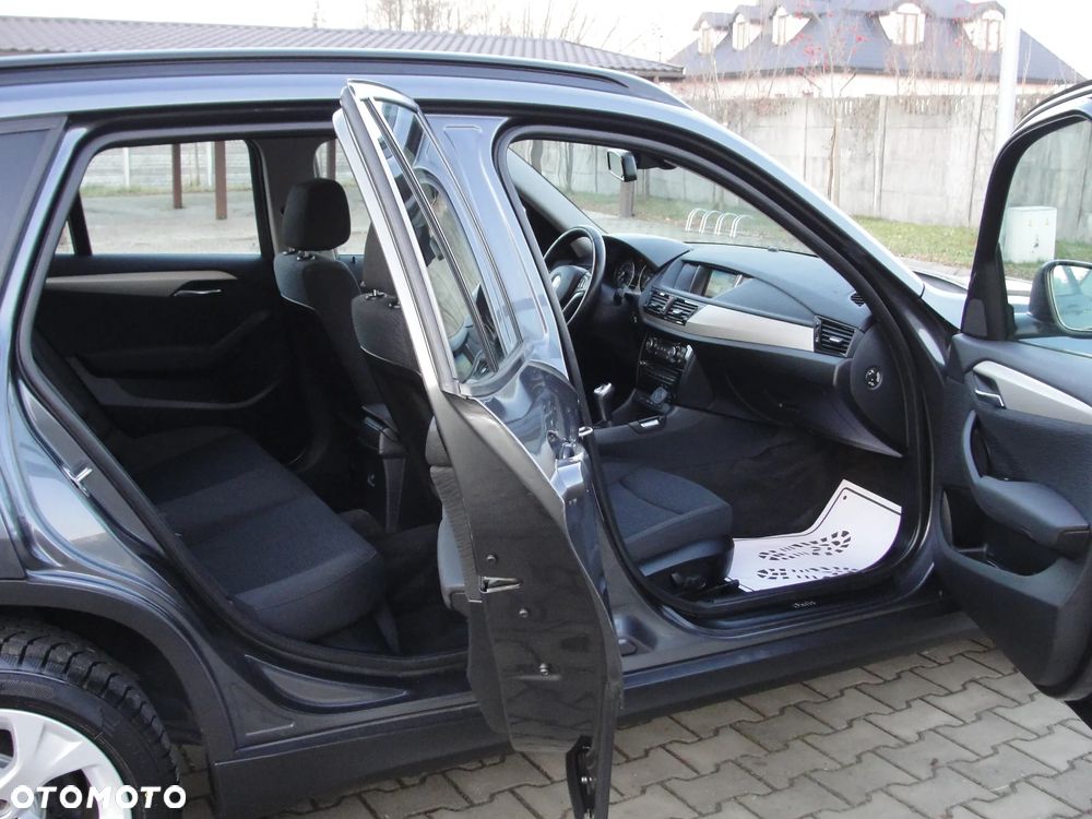 BMW X1 xDrive20d xLine - 23