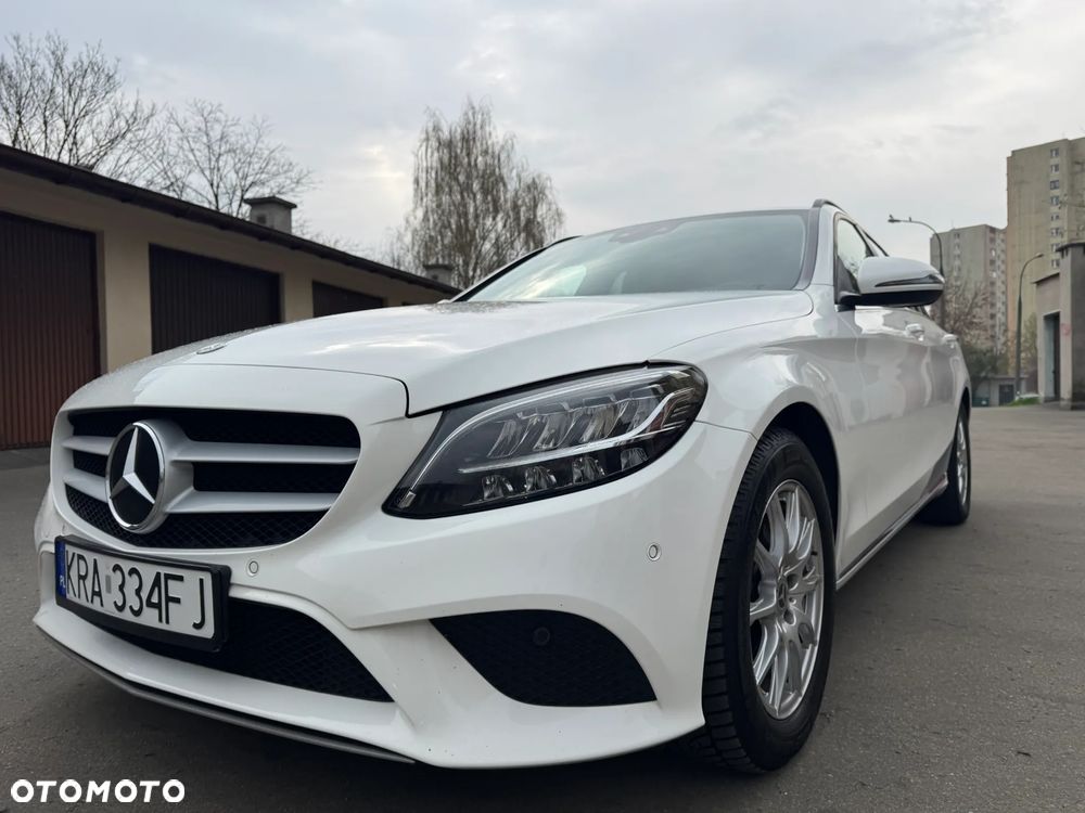 Mercedes-Benz Klasa C 200 d 9G-TRONIC - 11
