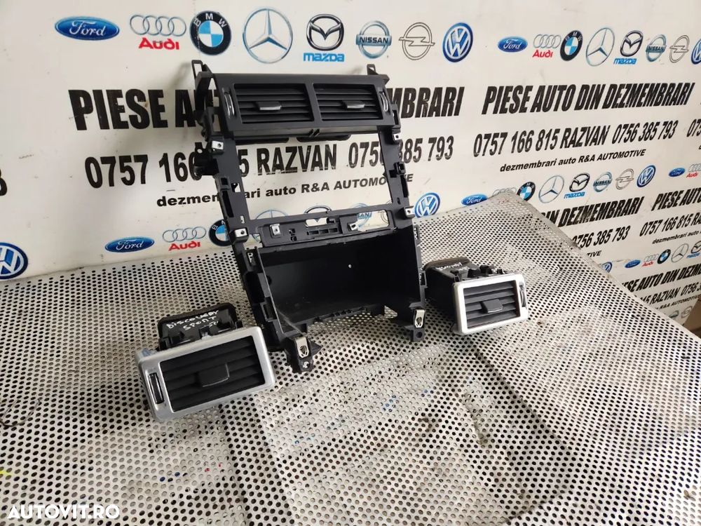 Grile Grila Aerisire Ventilatie Bord Stanga Dreapta Centrala Land Rover Discovery Sport L550 An 201 - 2
