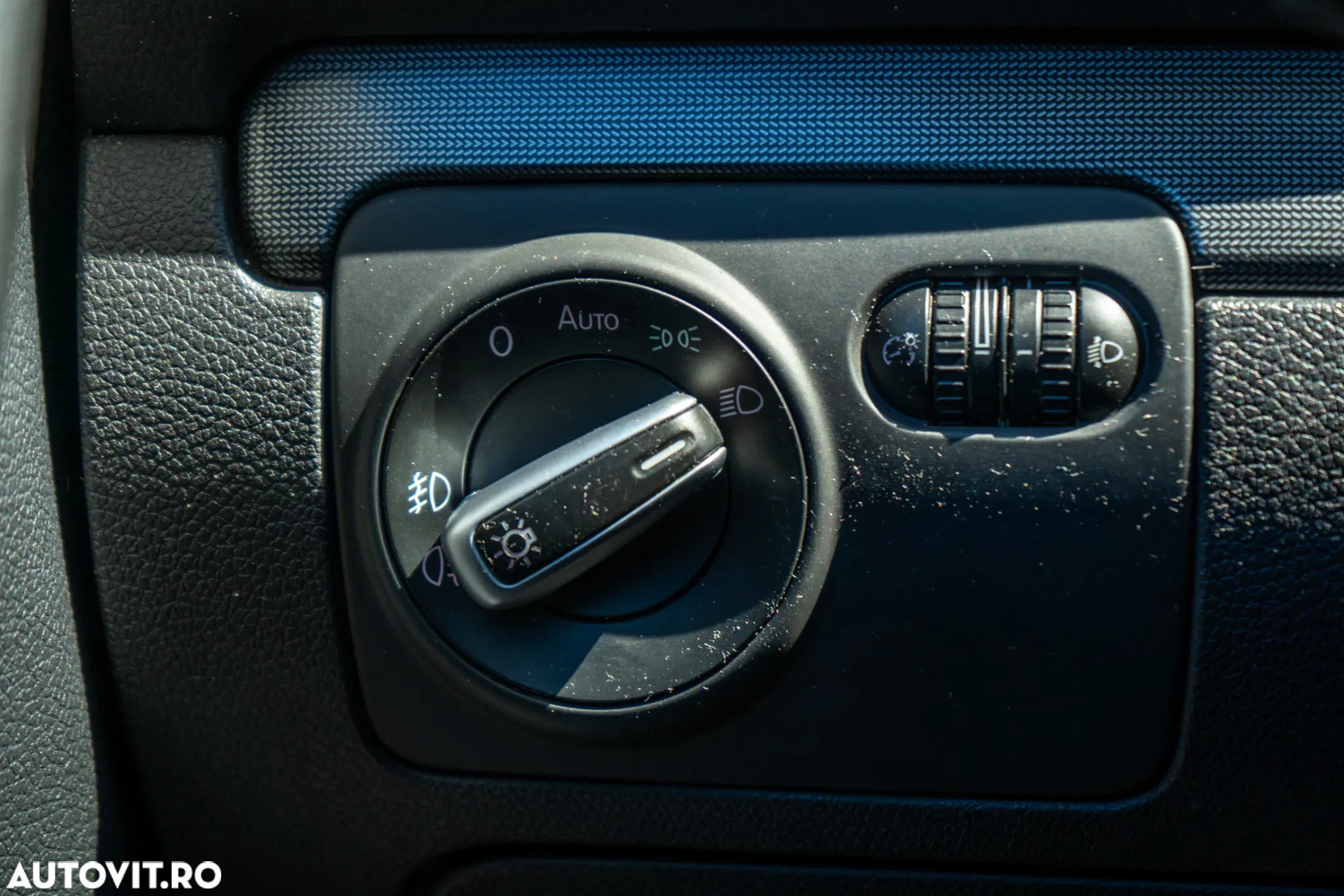 Volkswagen Golf - 15
