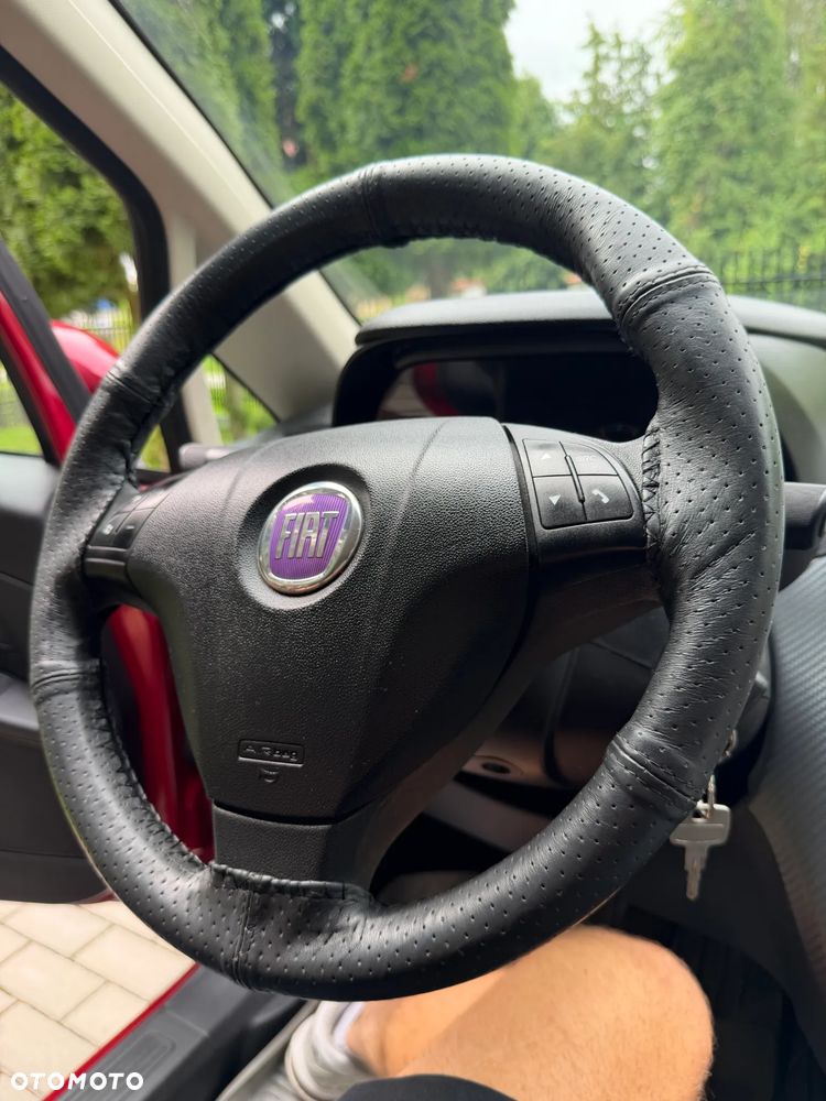 Fiat Grande Punto - 10