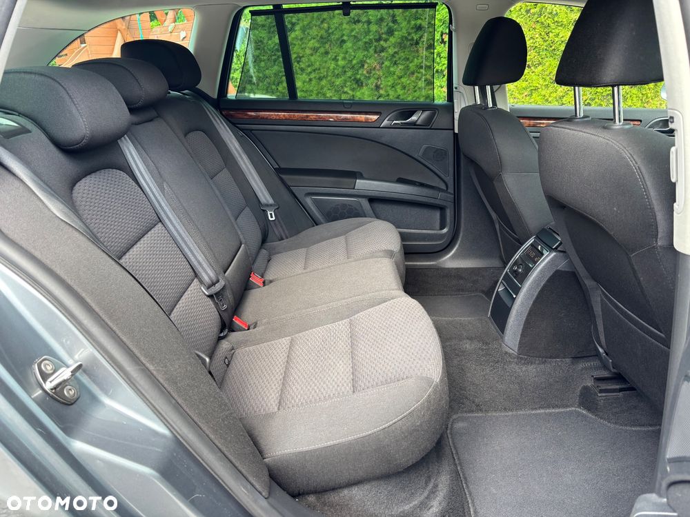 Skoda Superb 2.0 TDI Elegance DSG - 19