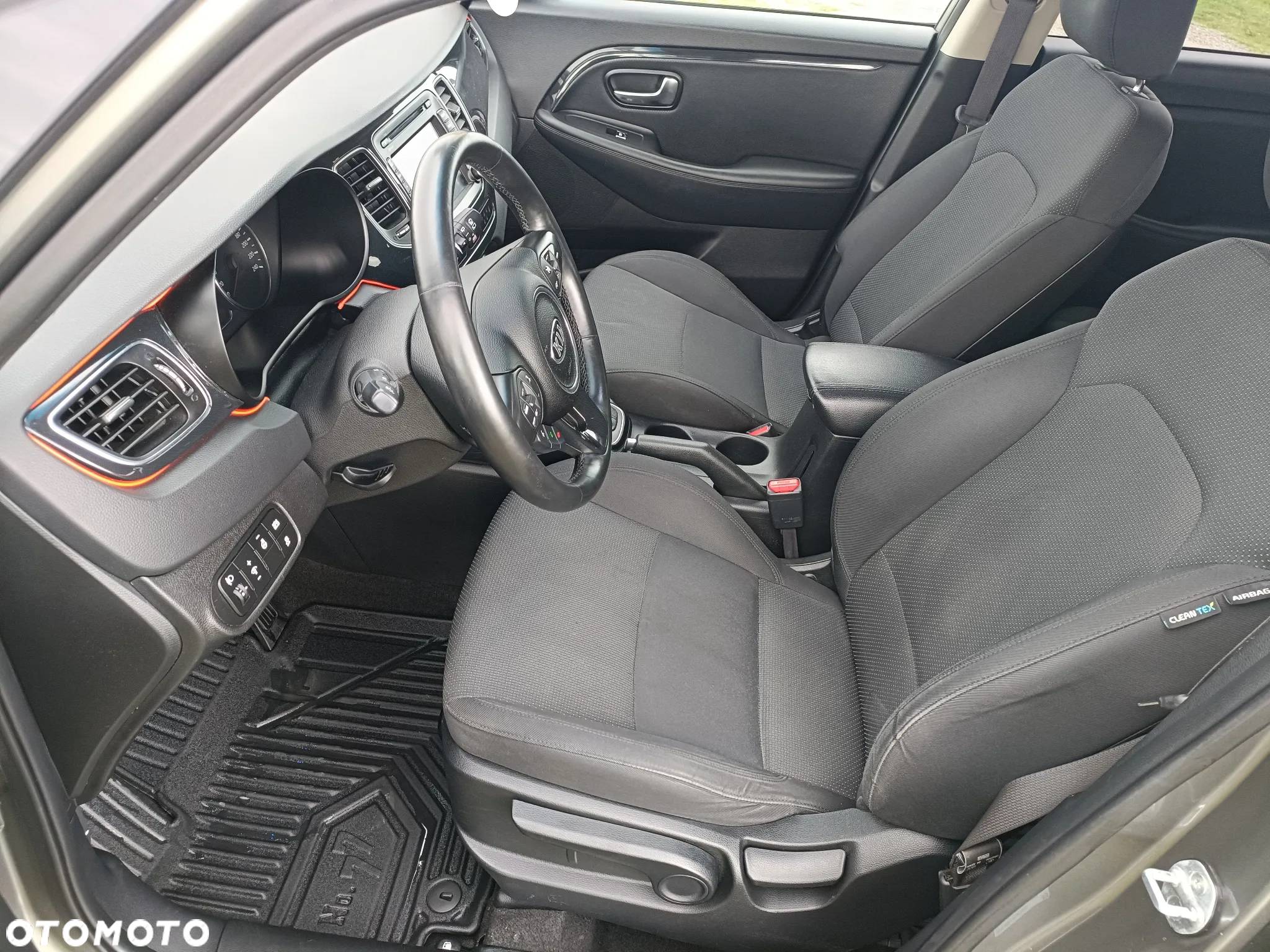 Kia Carens 1.7 CRDi Edition 7 - 12