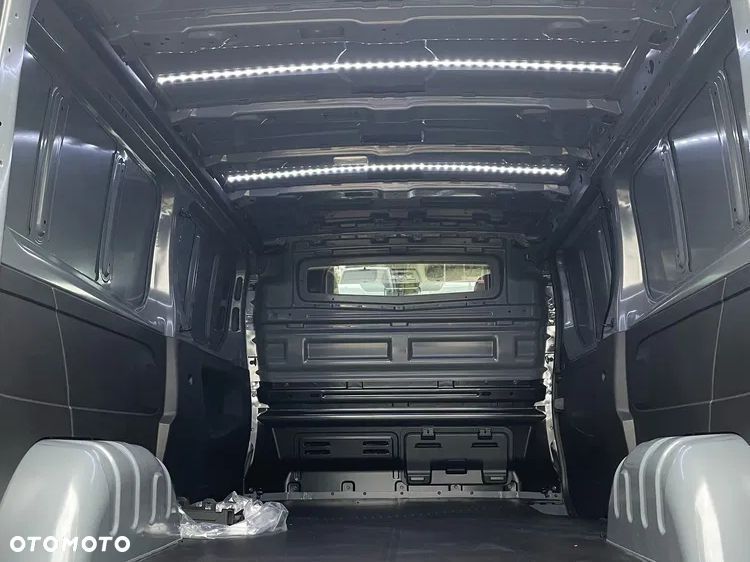 Renault Trafic 2.0 dCi L2H1 HD Extra - 16