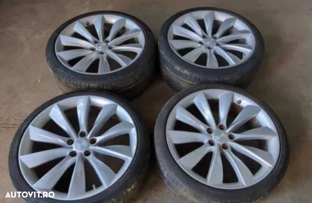 Tesla Model S 75 - 15