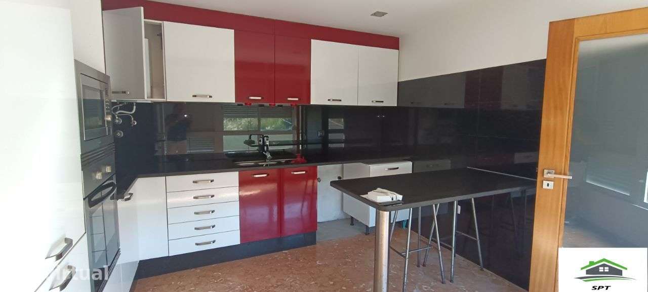 Andar Moradia T3+1 Duplex Coz/equipada C/Logradouro - Grande imagem: 3/23