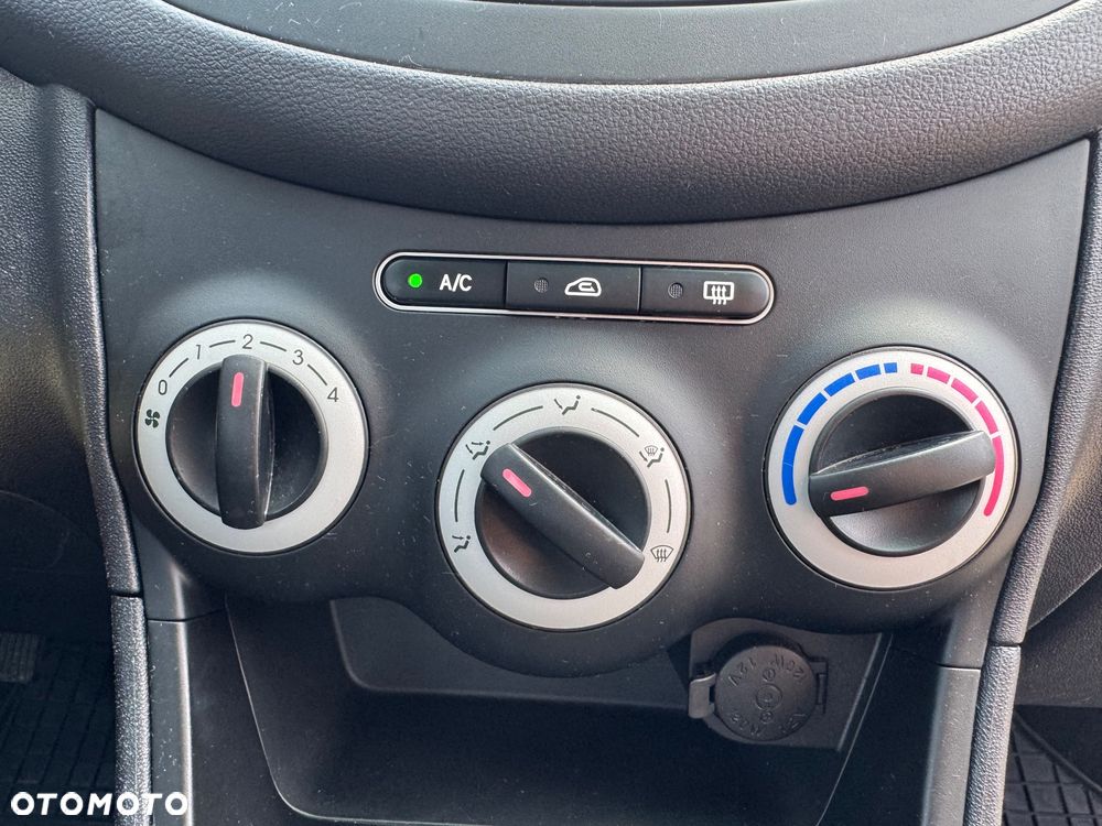 Hyundai i10 - 28