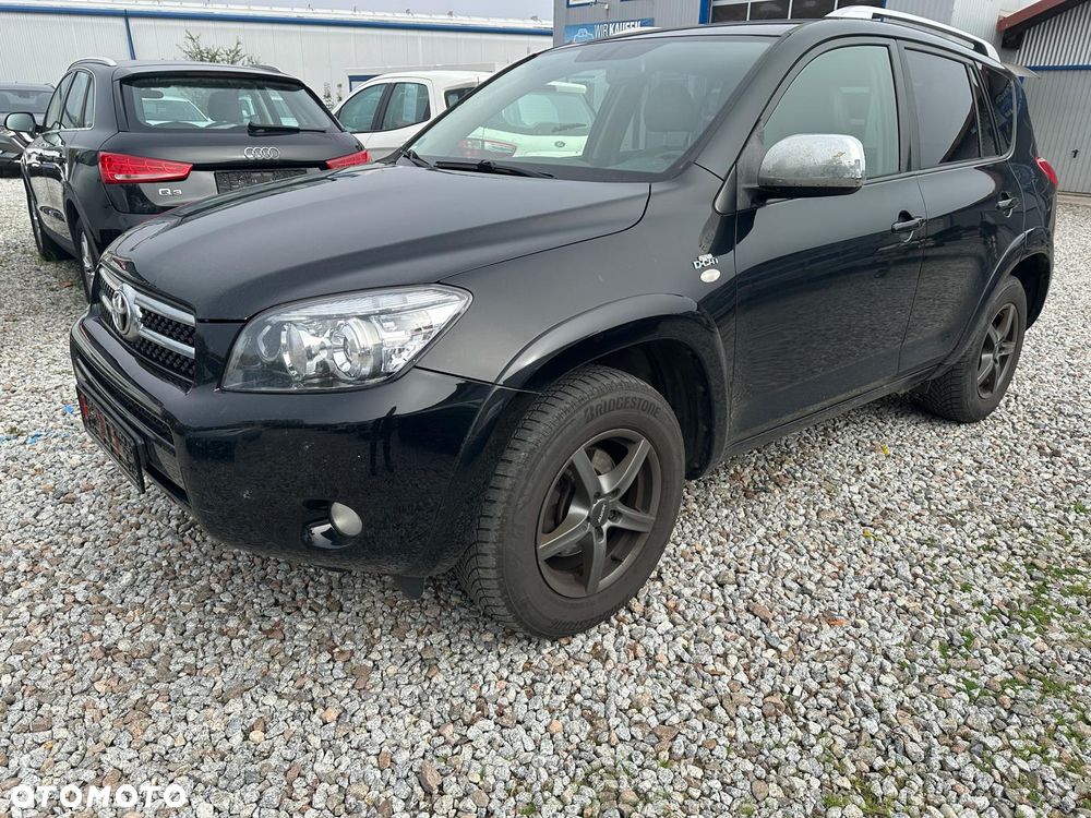 Toyota RAV4 - 6