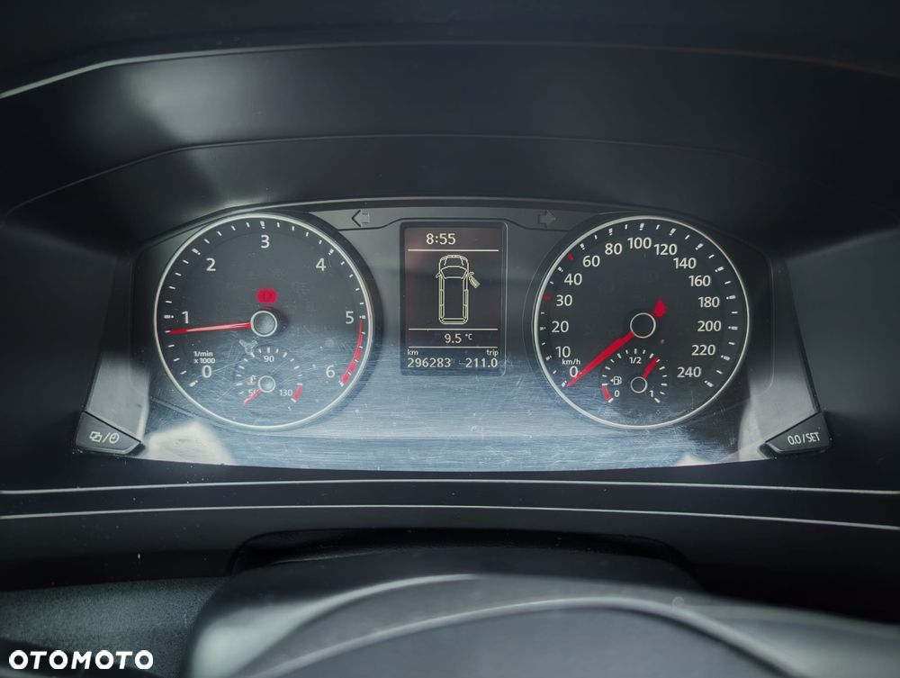 Volkswagen Caravelle 2.0 TDI L2 Highline - 9