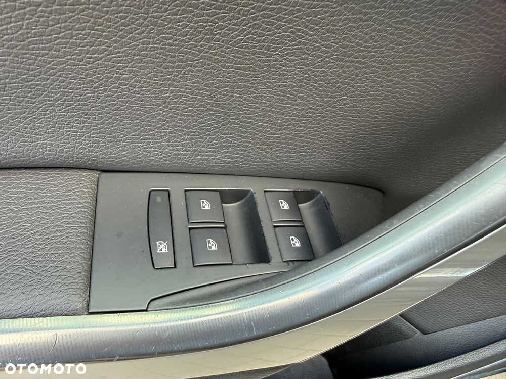 Opel Astra - 24