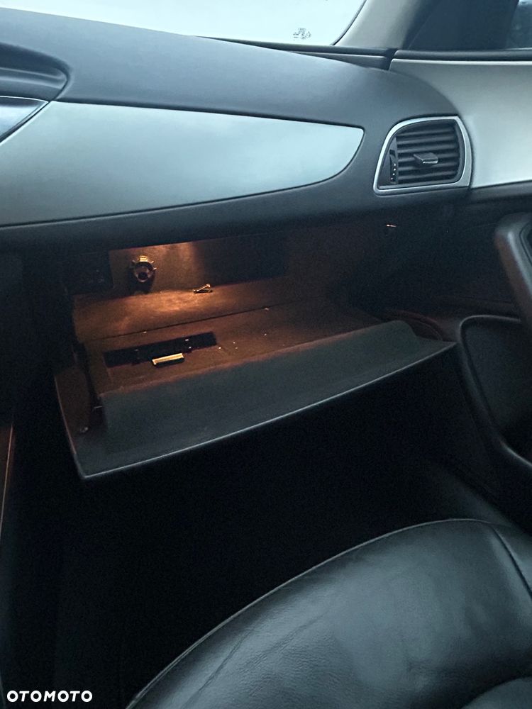 Audi A6 Limousine 2.0 TDI DPF multitronic sport selection - 26