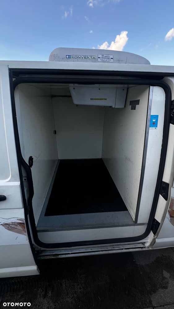 Volkswagen T5 - 12