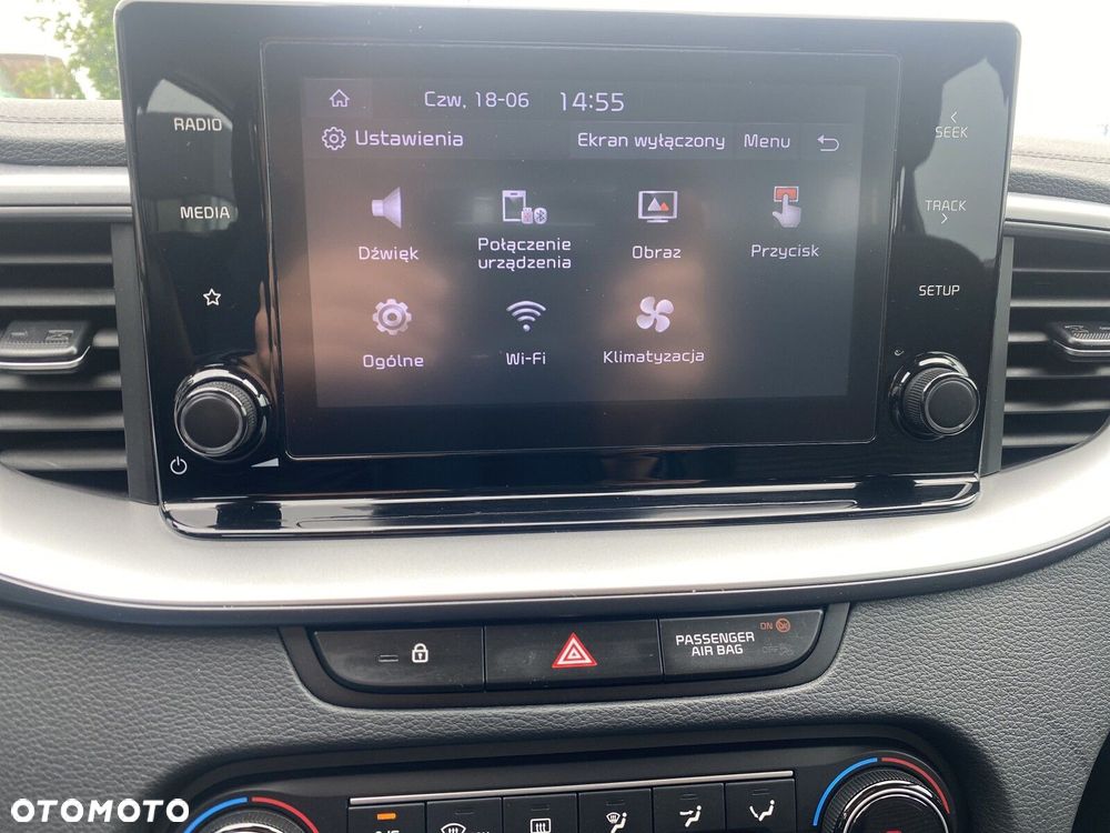 Kia Ceed - 27