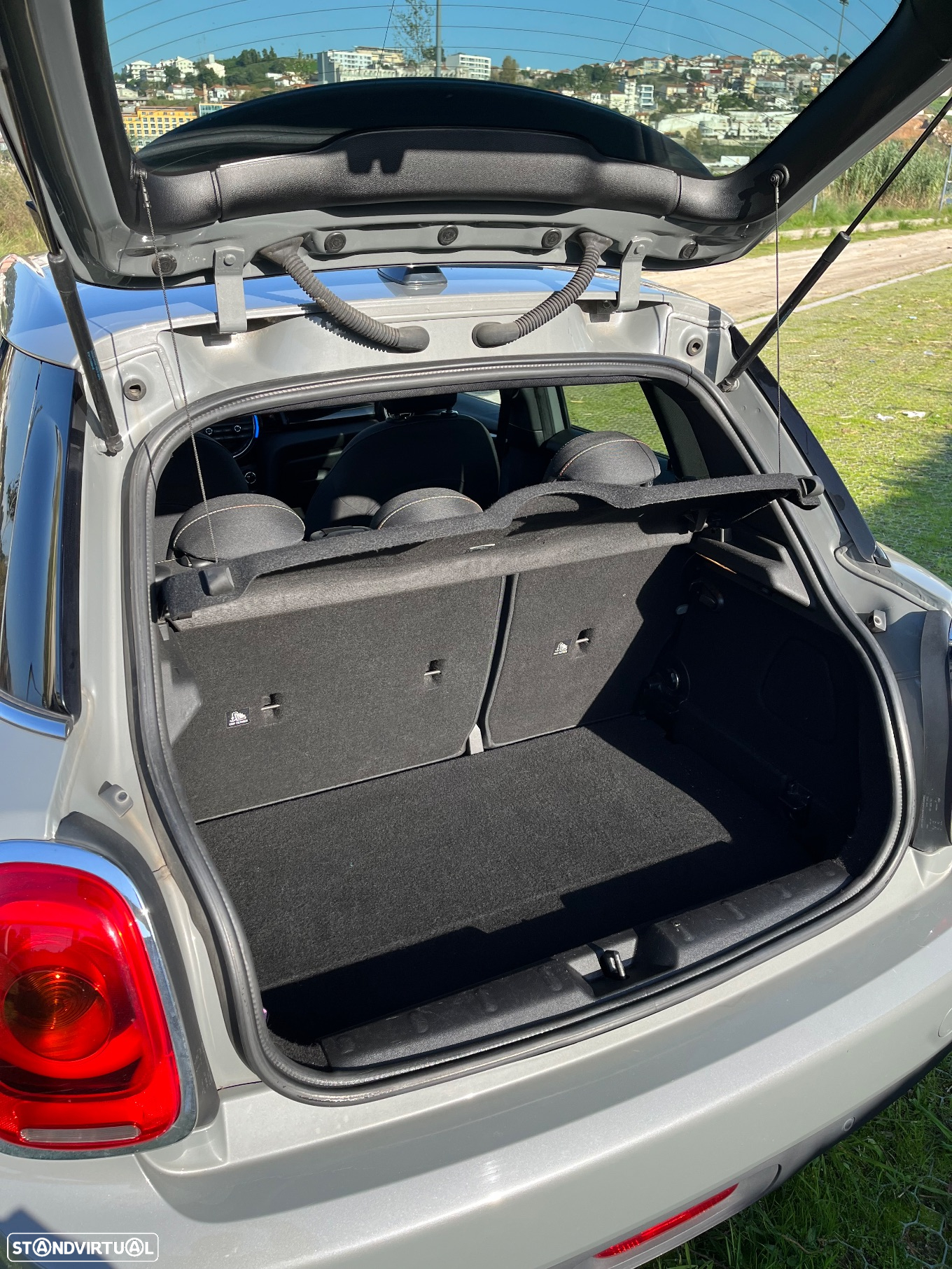 MINI 5 Portas One D - 11