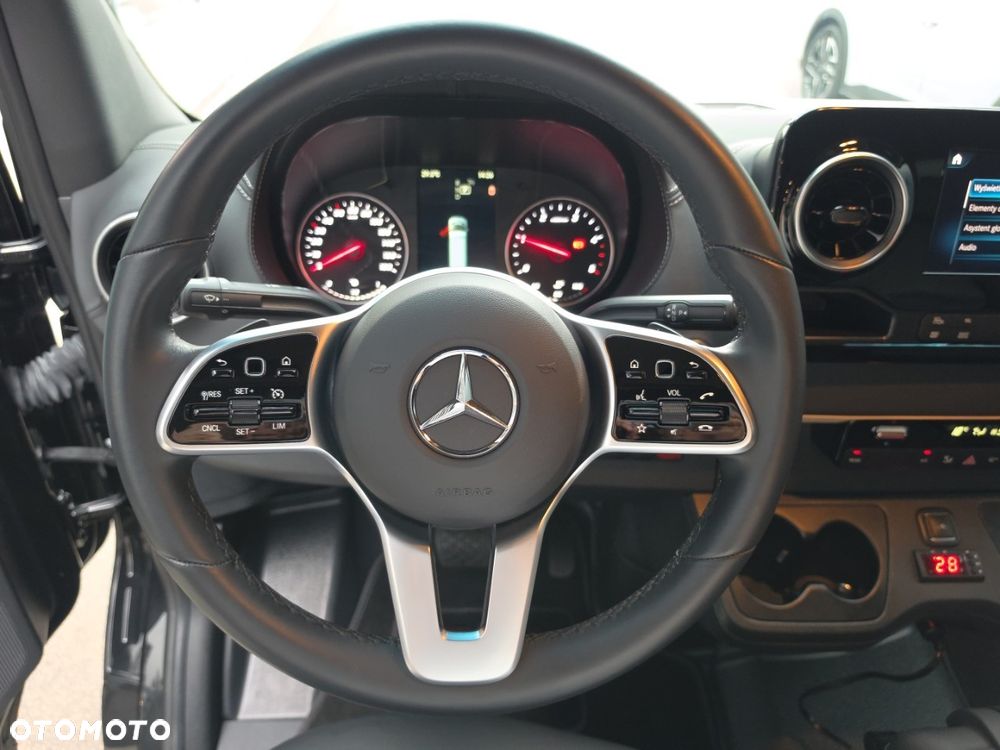 Mercedes-Benz Sprinter Long PRO 9G-Tronic 907.235 - 12