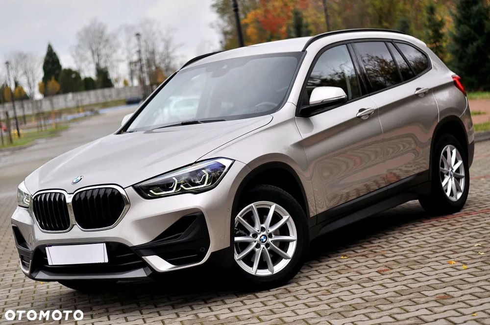 BMW X1 sDrive18d Business Edition - 9