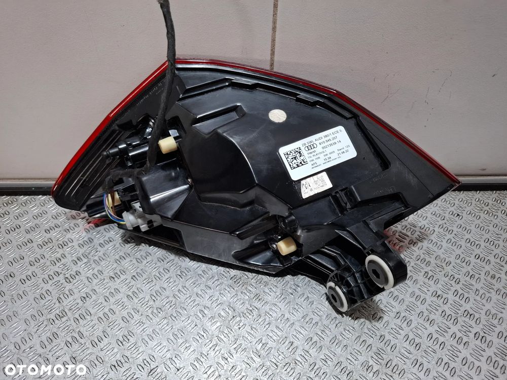 Lampa LED w błotnik lewy tył Audi A3 (sedan) R 2022 nr 8Y0945207 - 6