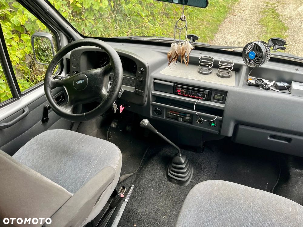 Ford Transit - 19
