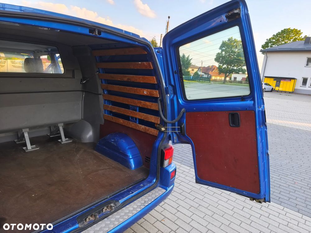 Volkswagen Transporter Mixt - 21