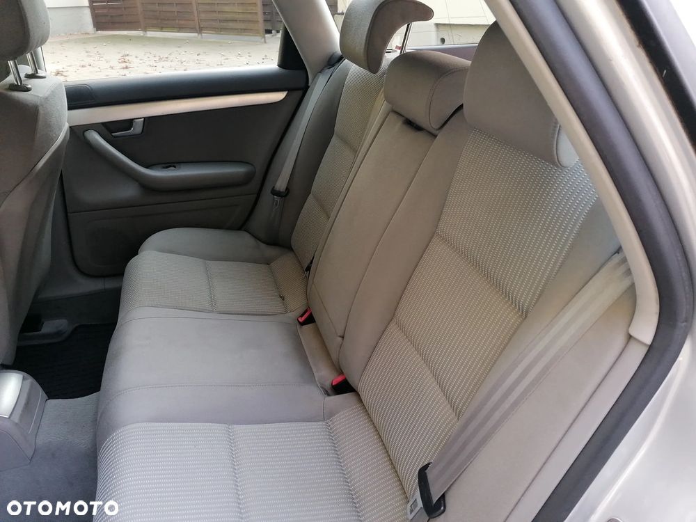 Audi A4 ver-avant-2-5-tdi-multitronic - 7