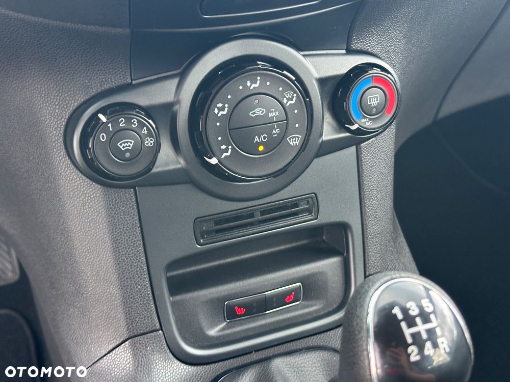 Ford Fiesta - 28