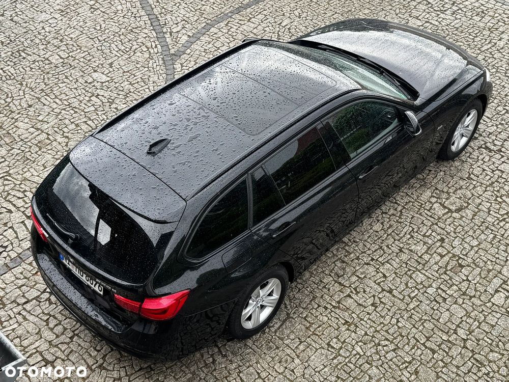 BMW Seria 3 320d Sport Line Shadow - 40