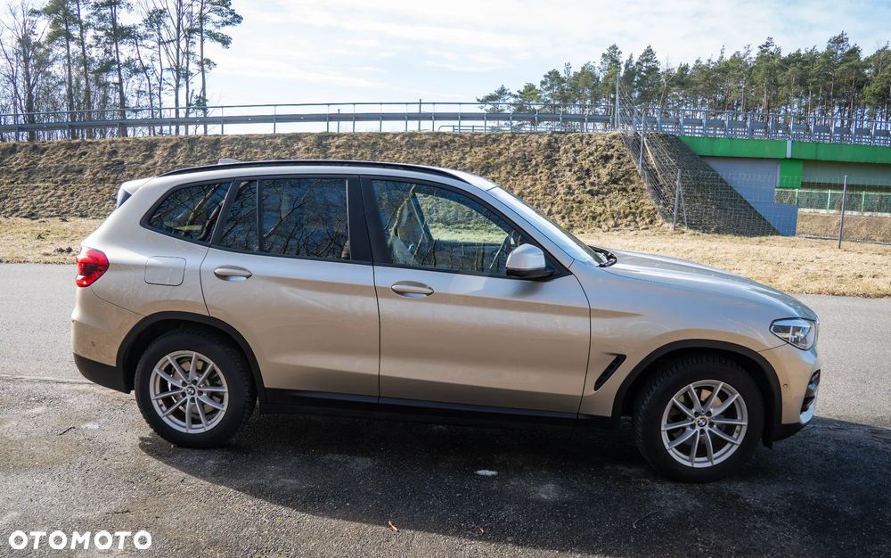 BMW X3 sDrive18d Advantage - 8