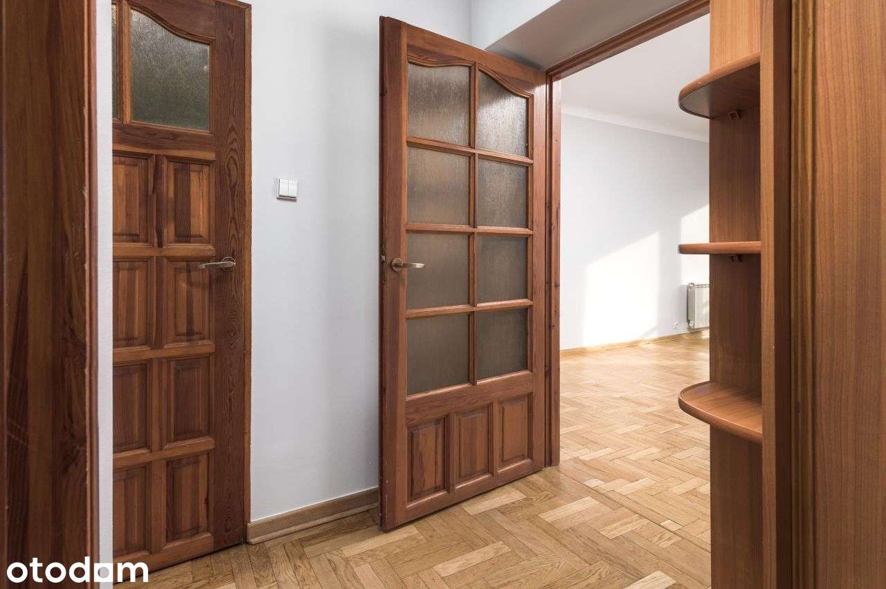 Nowolipki, 2 pokoje z oddzielną kuchnią, balkon