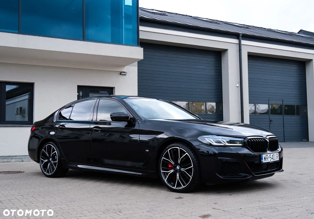 BMW Seria 5 540d xDrive mHEV M Sport sport - 7
