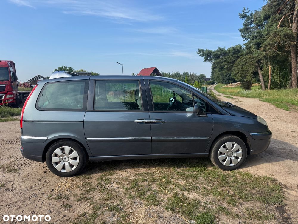 Citroën C8 2.0 16V Confort - 12