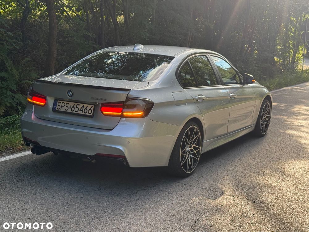 BMW Seria 3 335d xDrive Sport Line - 4