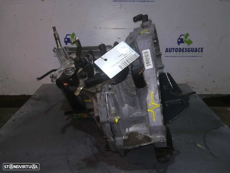 CAIXA VELOCIDADES NISSAN ALMERA II 2003 - 4