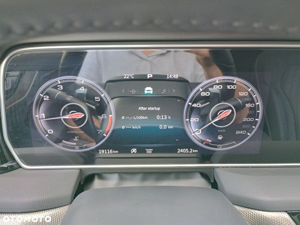 Hongqi HS5 - 18