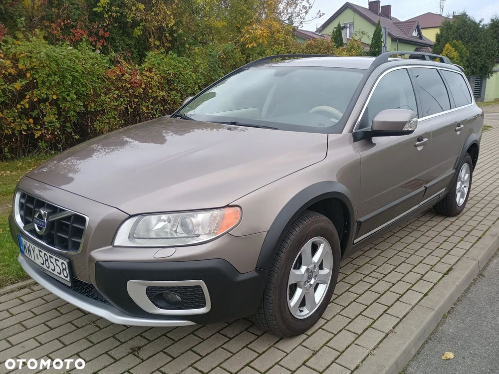 Volvo XC 70 - 1