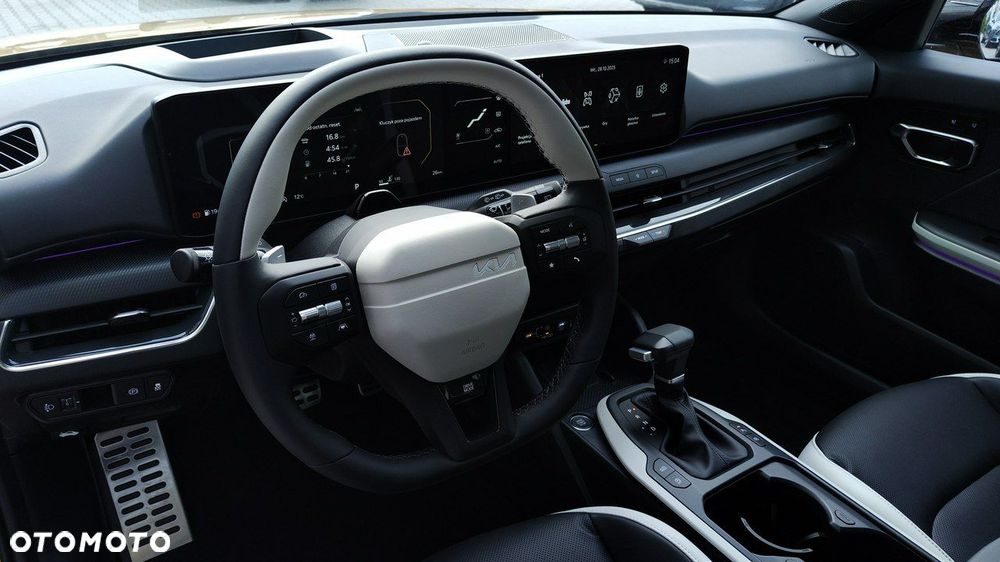 Kia K4 - 12
