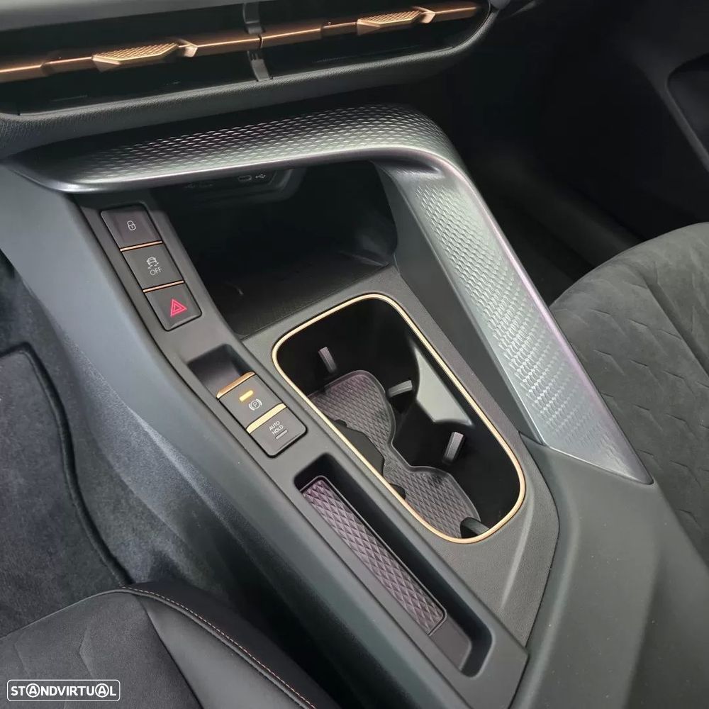 Cupra Terramar 1.5 e-Hybrid DSG - 40