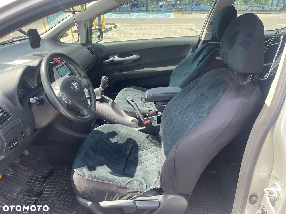 Toyota Auris 1.6 VVT-i Sol - 23