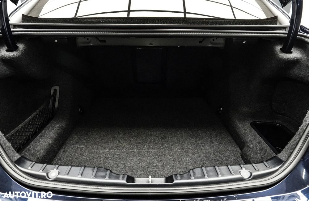 BMW Seria 5 530d AT - 26