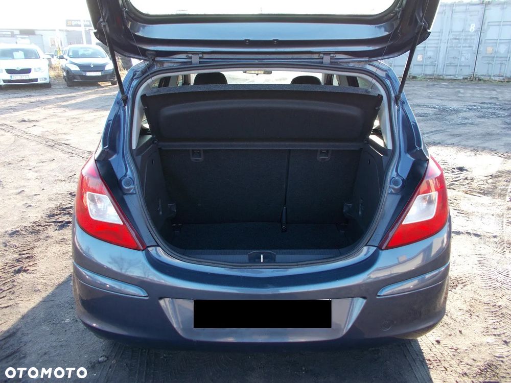 Opel Corsa 1.2 16V Enjoy - 9