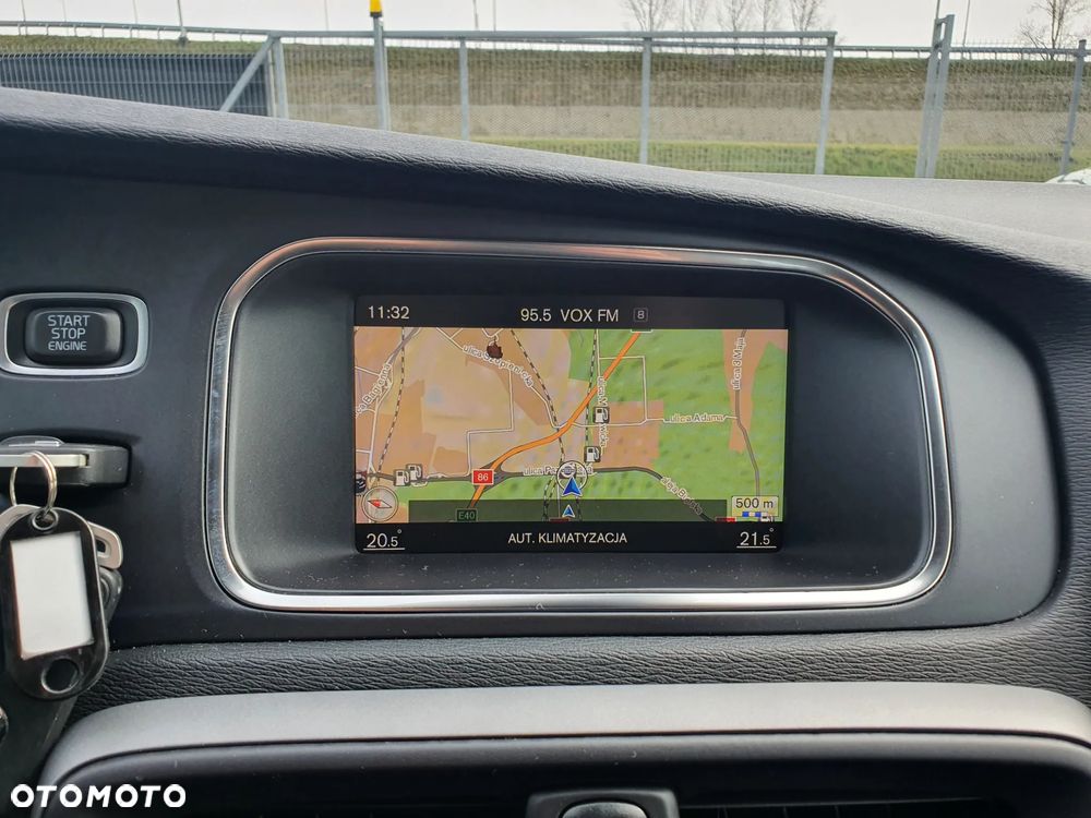 Volvo V40 D3 Kinetic - 28