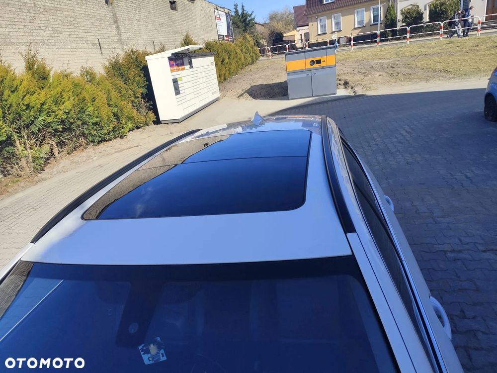 BMW Seria 5 525d - 10