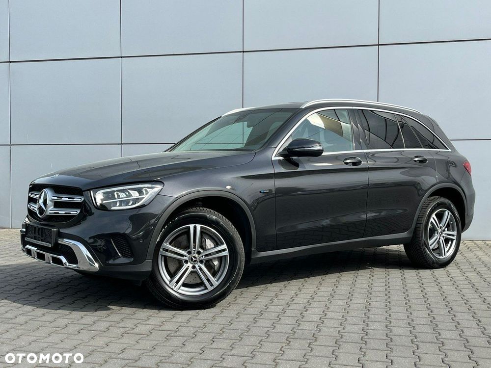 Mercedes-Benz GLC 300 e 4-Matic - 2