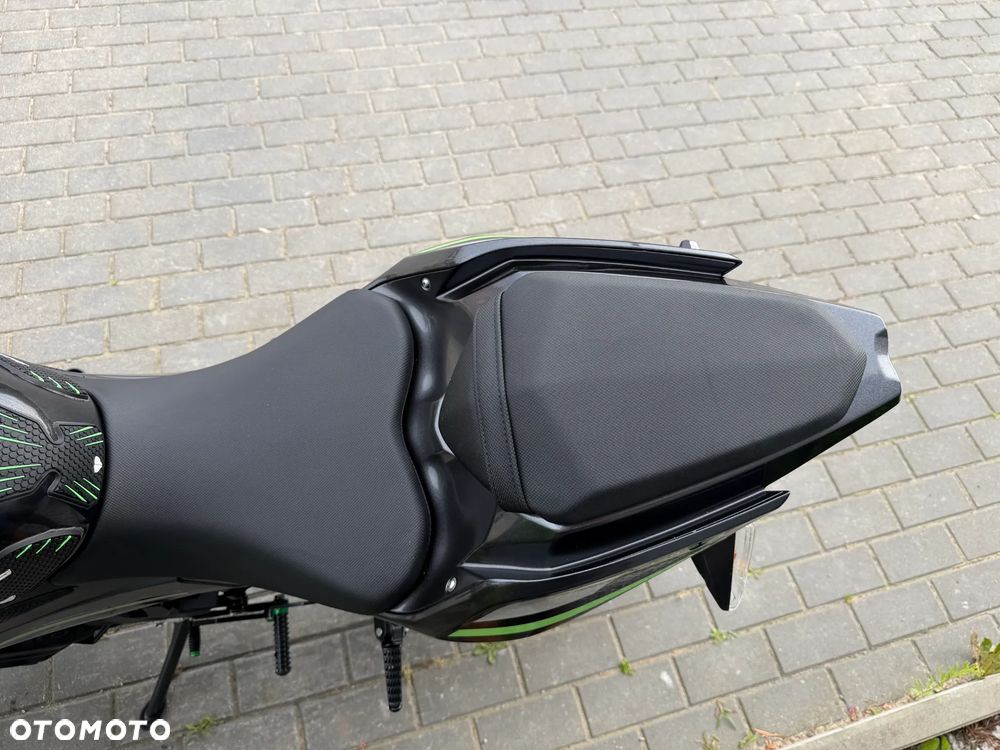 Kawasaki Ninja 400 - 26