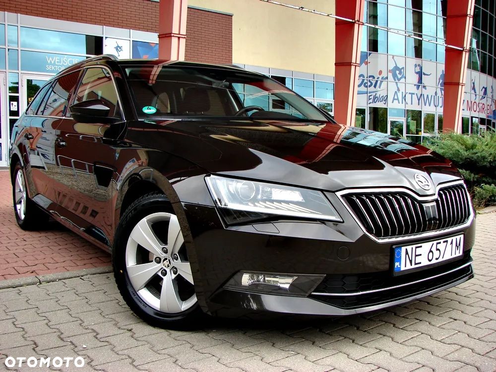 Skoda Superb 2.0 TDI DSG Style - 10