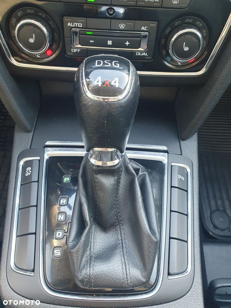 Skoda Superb 2.0 TDI 4x4 Ambition DSG - 15