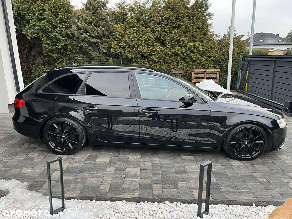 Audi A4 Avant 2.0 TDI ultra - 11