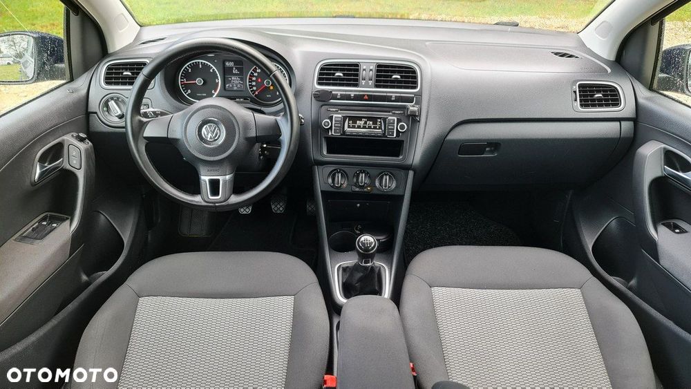 Volkswagen Polo - 5